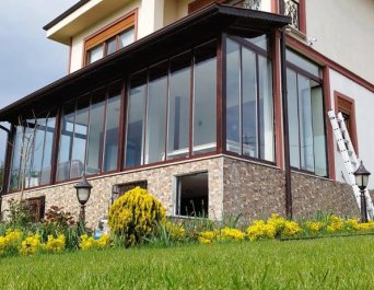 Tensa Hareketli Cam Sistemleri