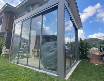 Tensa Hareketli Cam Sistemleri